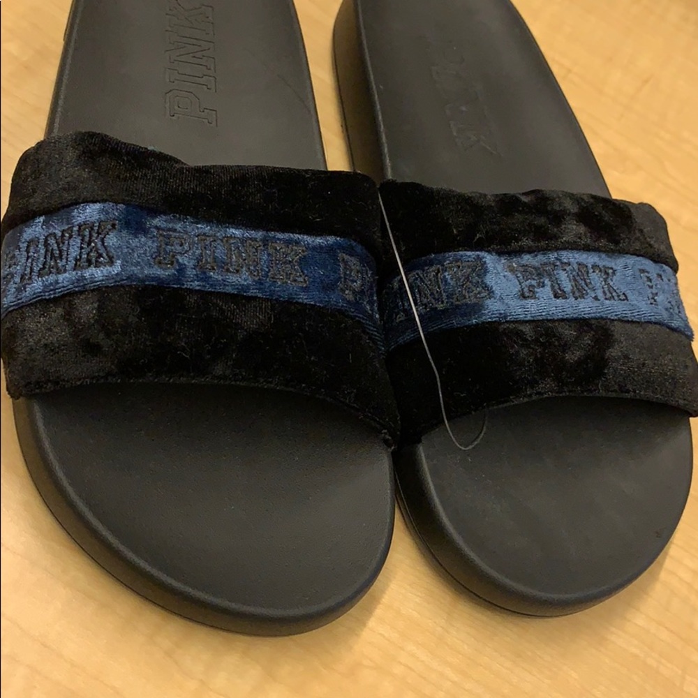 Victoria’s Secret PINK velour slides